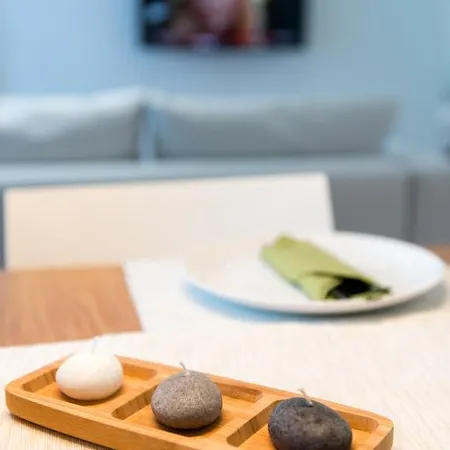 B And B Trust Apartment *