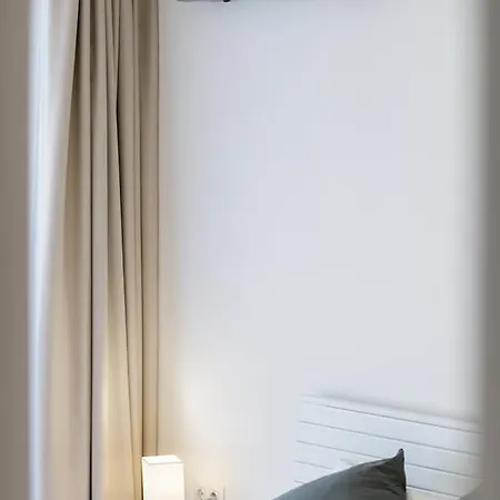 B And B Trust Apartment
